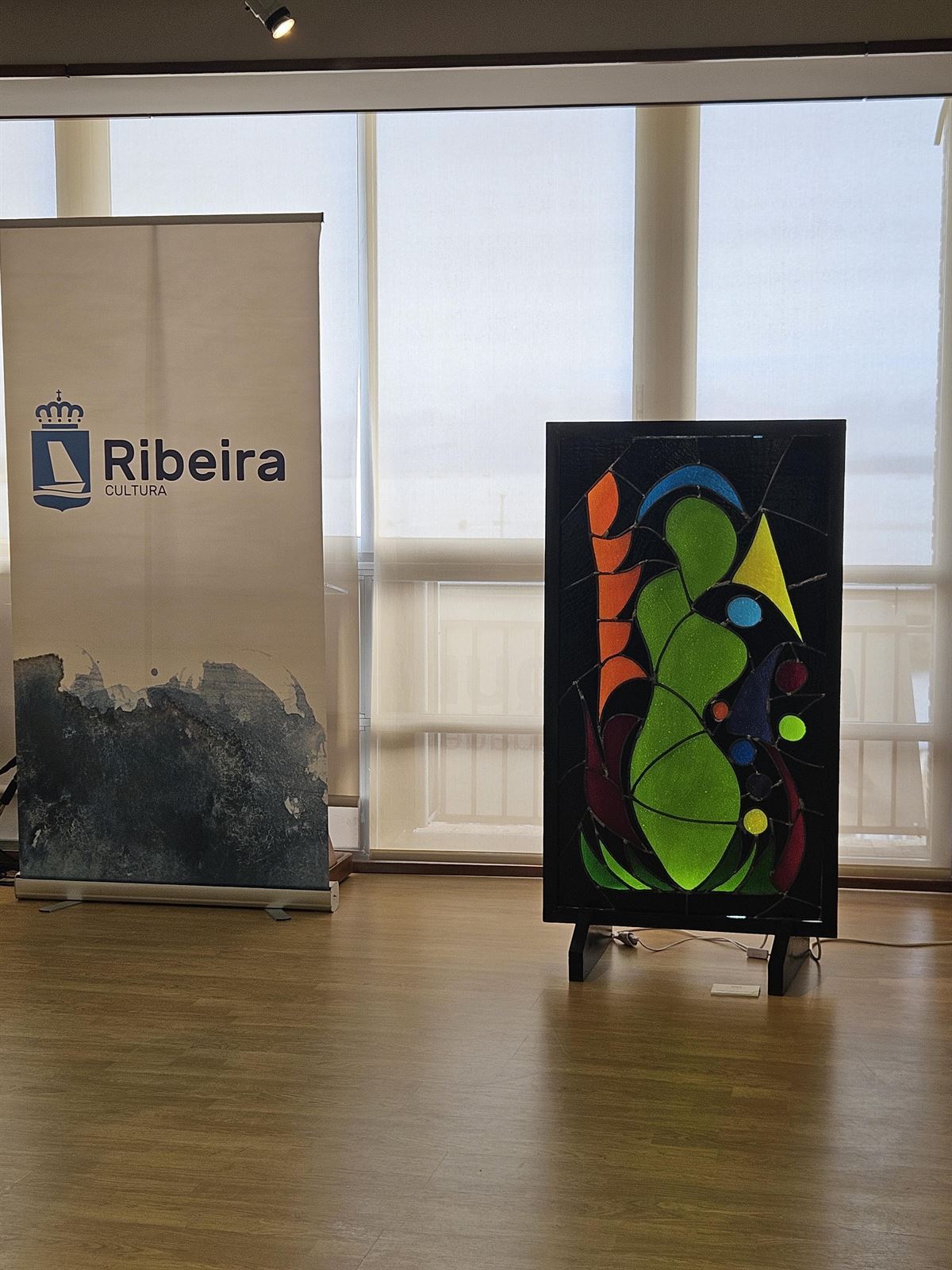 Rebirth - vidriera emplomada - Imagen 2
